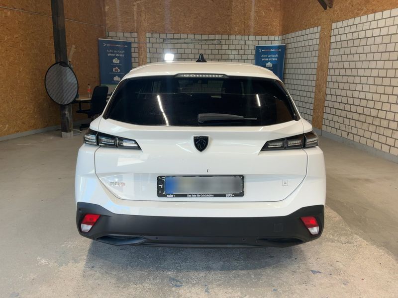 Peugeot 308 1.5 Blue-HDi Active Pack 2022 – снимка 7