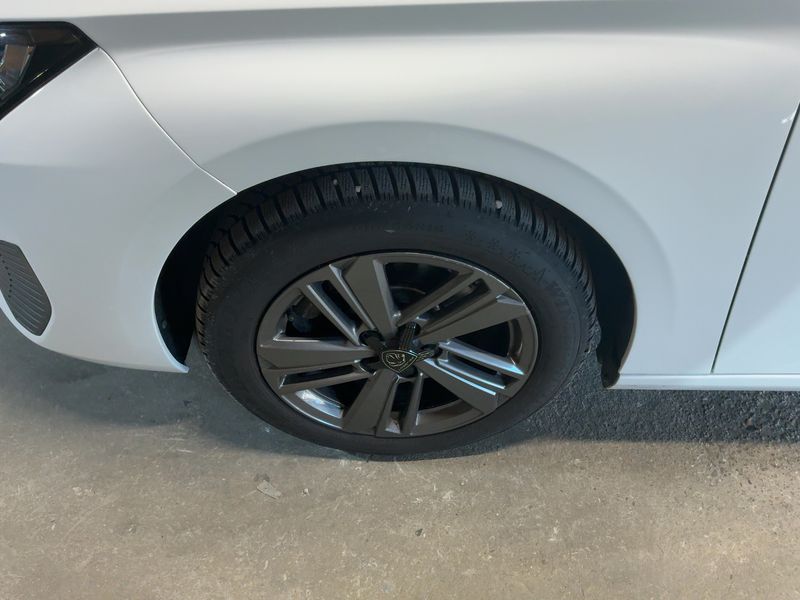 Peugeot 308 1.5 Blue-HDi Active Pack 2022 – снимка 3