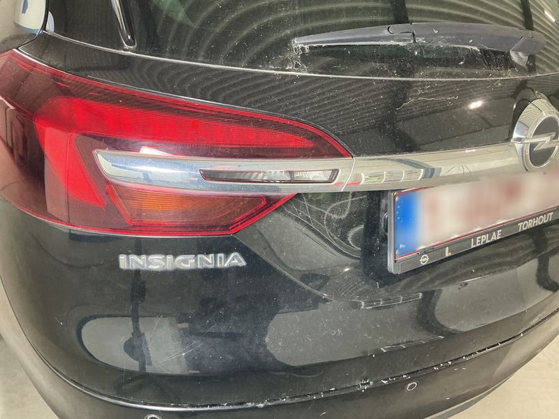 Opel Insignia Sports Tourer 1.6 CDTI DPF Innovation 2017 – снимка 40