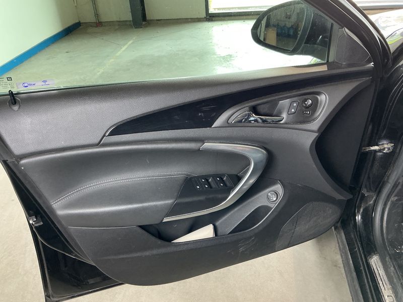 Opel Insignia Sports Tourer 1.6 CDTI DPF Innovation 2017 – снимка 33