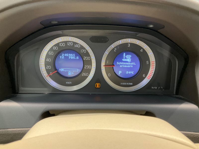 Volvo XC60 2.4 D5 Summum AWD 2009 – снимка 4