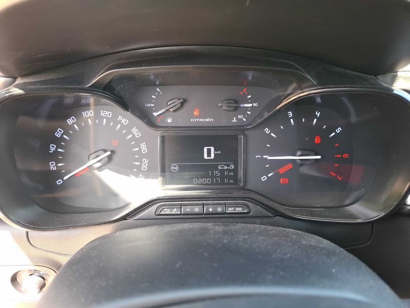 Citroen C3 1.2 PureTech Shine 2022 – снимка 12