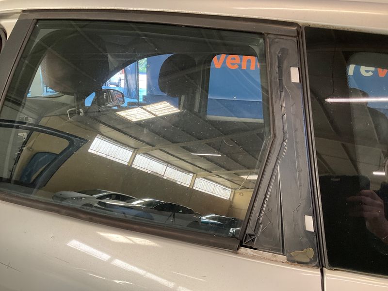 Renault Grand Scenic 1.5 dCi Business 2012 – снимка 37