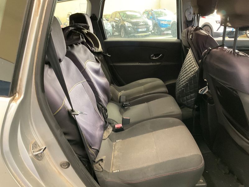 Renault Grand Scenic 1.5 dCi Business 2012 – снимка 19