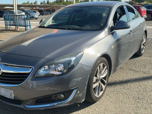 Opel Insignia 1.6 CDTI DPF Excellence 2016 – снимка 2