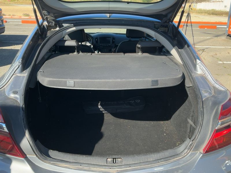 Opel Insignia 1.6 CDTI DPF Excellence 2016 – снимка 15