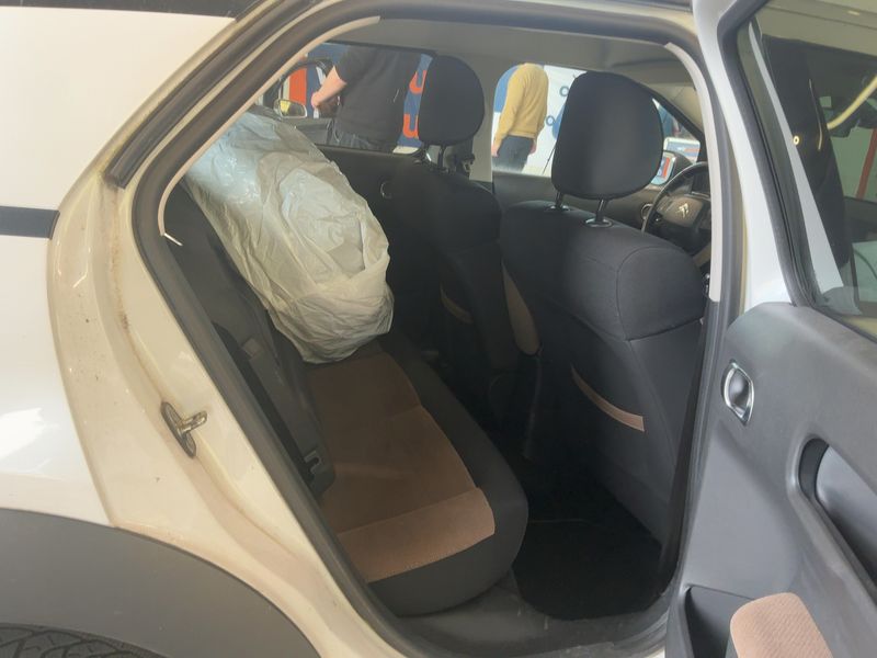 Citroen C4 Cactus 1.2 VTi Shine Edition 2015 – снимка 20