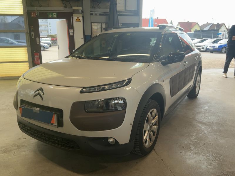 Citroen C4 Cactus 1.2 VTi Shine Edition 2015 – снимка 1