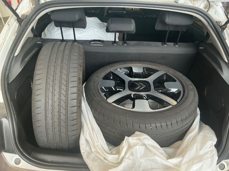 Citroen C4 Cactus 1.2 VTi Shine Edition 2015 – снимка 15