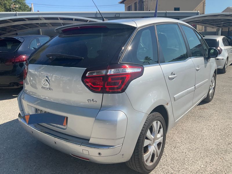 Citroen C4 Picasso 1.6 HDi Millenium 2012 – снимка 2