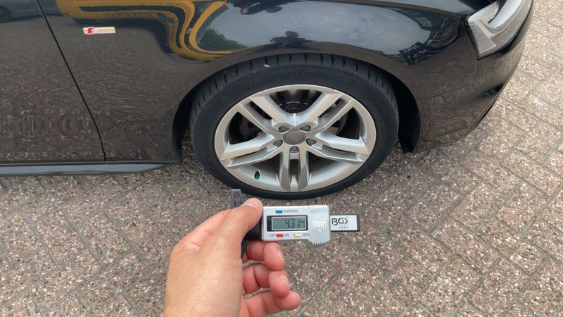 Audi A4 1.8 TFSI S line Sportpaket plus 2015 – снимка 11
