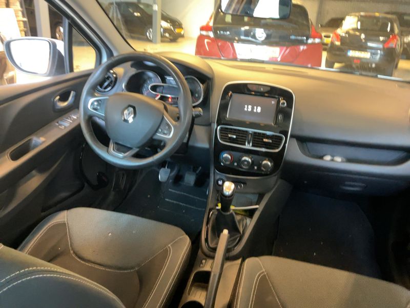 Renault Clio 1.5 dCi BOSE Edition 2017 – снимка 17