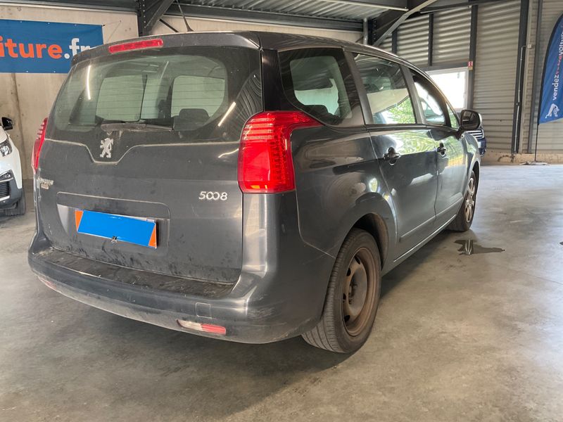 Peugeot 5008 1.6 HDi Confort Pack 2011 – снимка 2