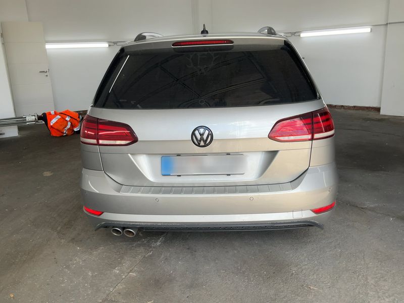 Volkswagen Golf VII 2.0 TDI GTD BlueMotion Tech 2018 – снимка 7