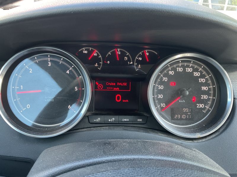 Peugeot 508 1.6 HDi Access 2012 – снимка 4