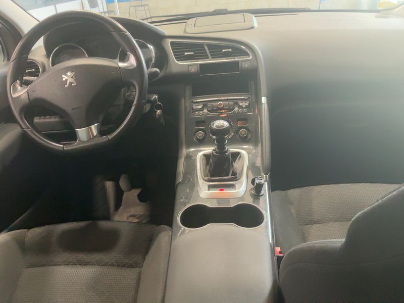 Peugeot 3008 1.6 Blue-HDi Style 2015 – снимка 17