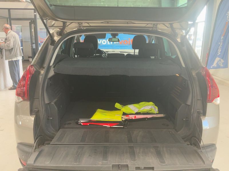 Peugeot 3008 1.6 Blue-HDi Style 2015 – снимка 15
