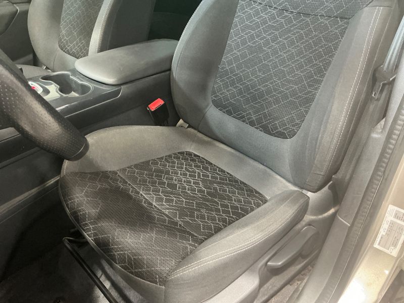 Peugeot 3008 1.6 Blue-HDi Style 2015 – снимка 31