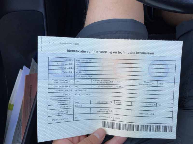 Volkswagen Golf VI 2.0 TDI BlueMotion Tech 2012 – снимка 15