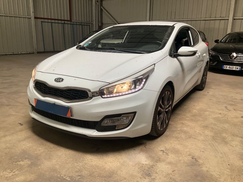 Kia pro_cee'd 1.6 CRDi Dynamic 2014 – снимка 1