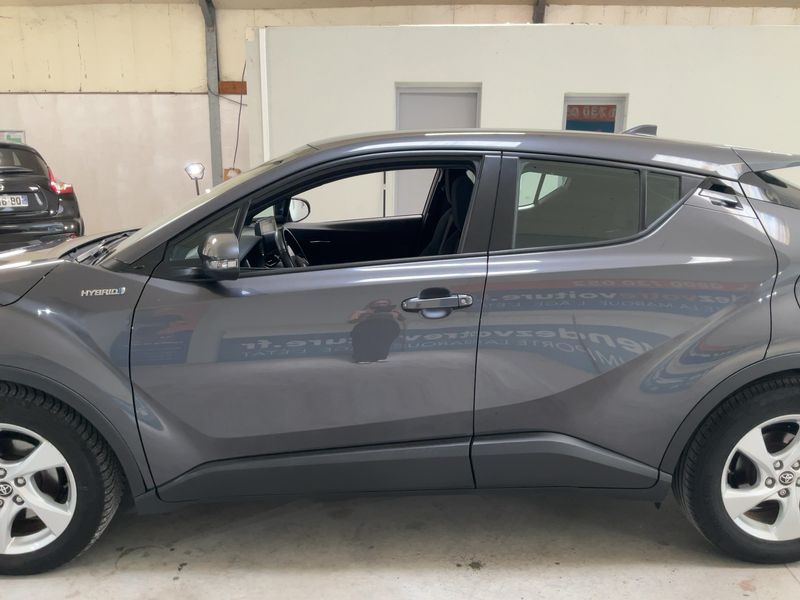 Toyota C-HR 1.8 Hybrid Dynamic 2017 – снимка 4