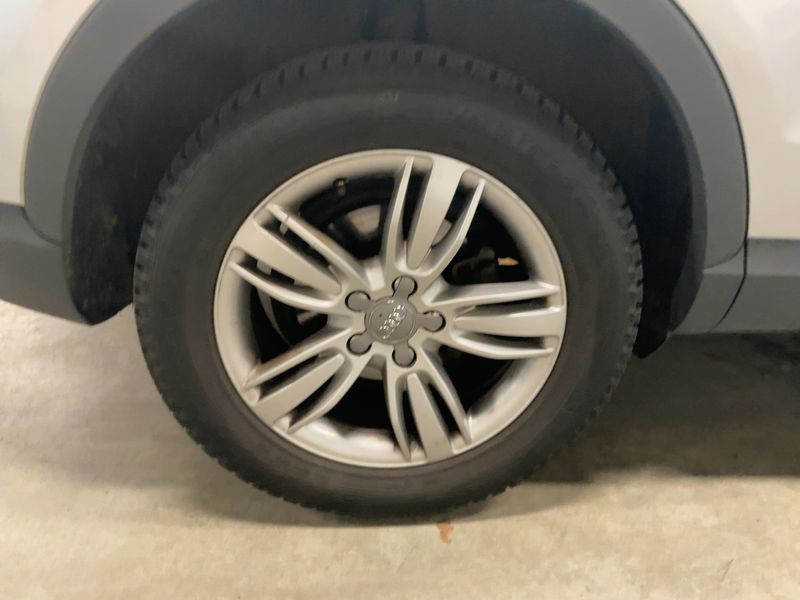 Audi Q3 2.0 TFSI quattro 2013 – снимка 9