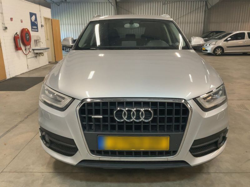 Audi Q3 2.0 TFSI quattro 2013 – снимка 14