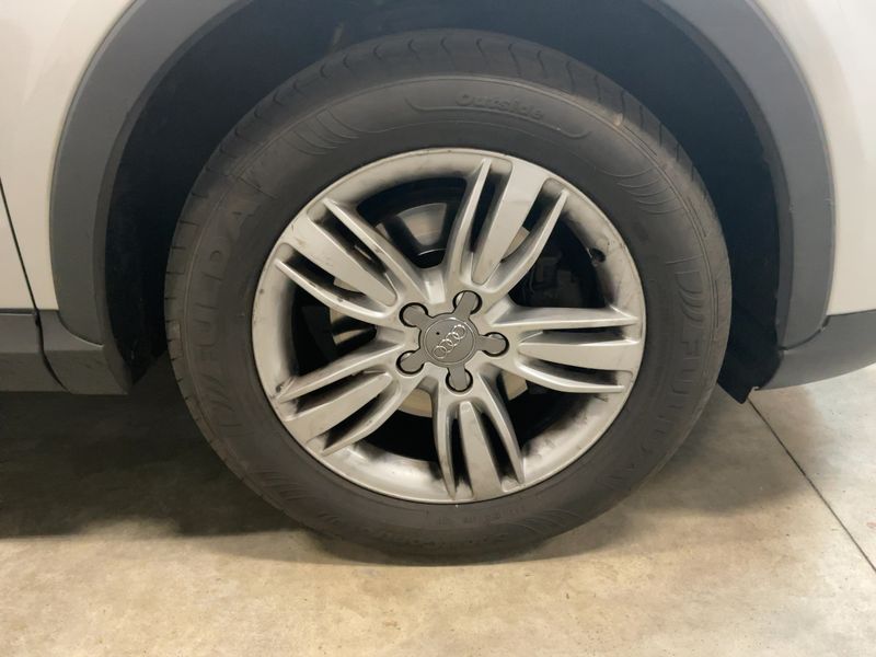 Audi Q3 2.0 TFSI quattro 2013 – снимка 11