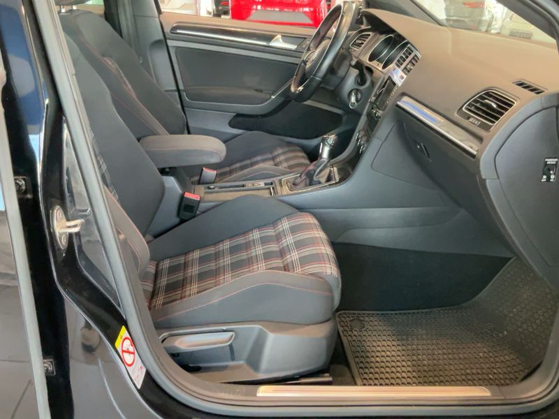 Volkswagen Golf VII 2.0 TFSI GTI "Performance" BlueMotion Tech 2013 – снимка 17