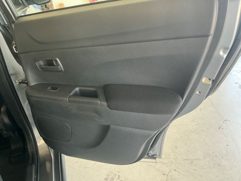 Mitsubishi ASX 1.6 Basis 2WD 2014 – снимка 29