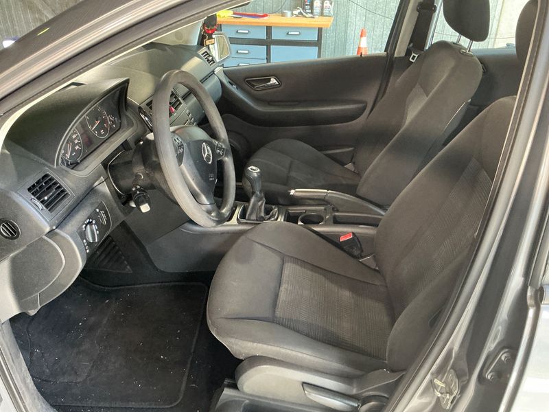 Mercedes-Benz A-Klasse A 160 Classic 2010 – снимка 3