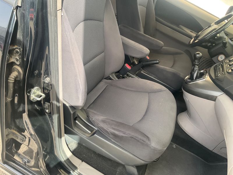 Mitsubishi Grandis 2.0 DI-D Inform 2007 – снимка 16