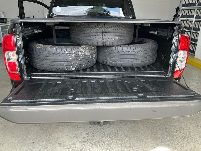 Nissan Navara NP-300 2.3 dCi N-Guard Double Cab 4x4 2021 – снимка 15