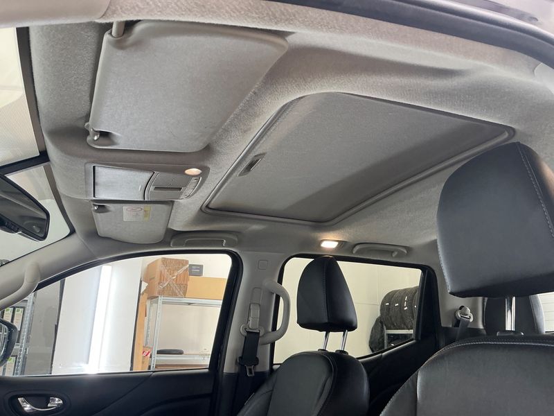 Nissan Navara NP-300 2.3 dCi N-Guard Double Cab 4x4 2021 – снимка 29