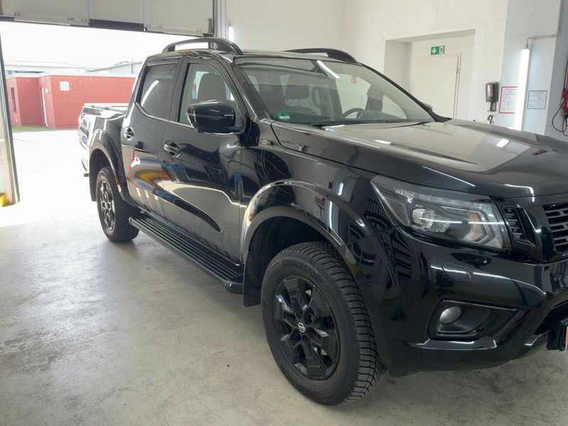 Nissan Navara NP-300 2.3 dCi N-Guard Double Cab 4x4 2021 – снимка 12