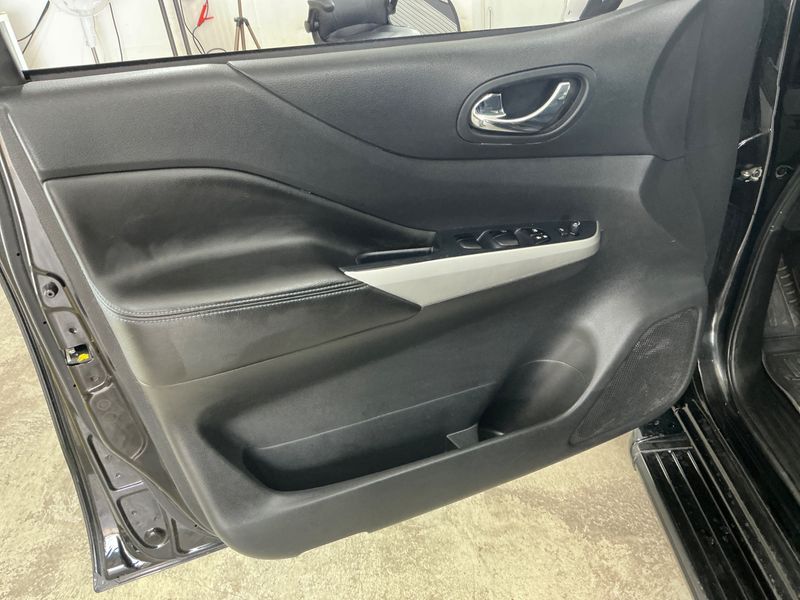 Nissan Navara NP-300 2.3 dCi N-Guard Double Cab 4x4 2021 – снимка 28