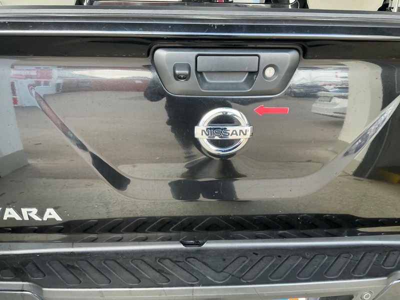 Nissan Navara NP-300 2.3 dCi N-Guard Double Cab 4x4 2021 – снимка 35