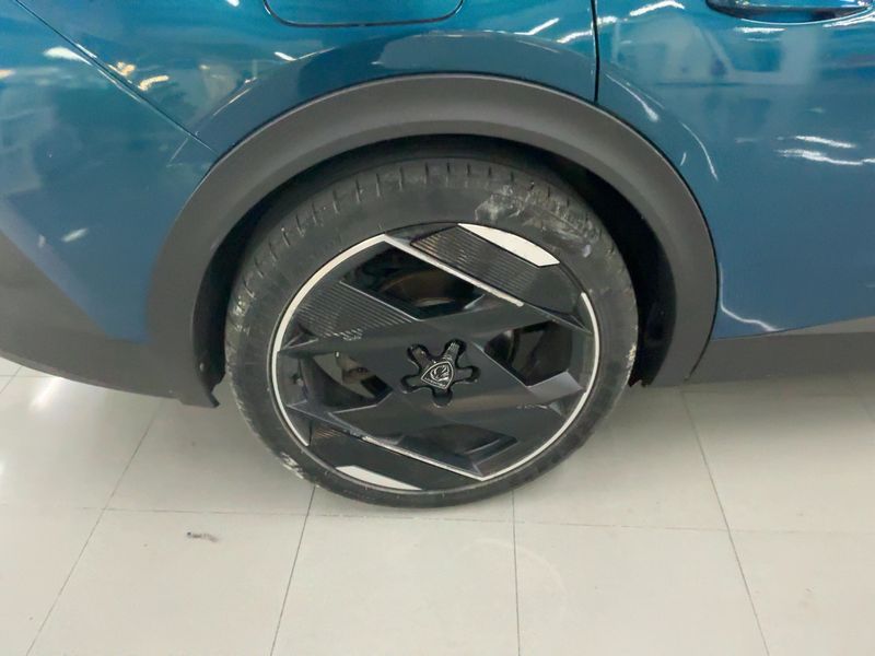 Peugeot 408 1.6 Hybrid GT 2023 – снимка 9