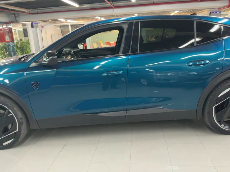 Peugeot 408 1.6 Hybrid GT 2023 – снимка 4