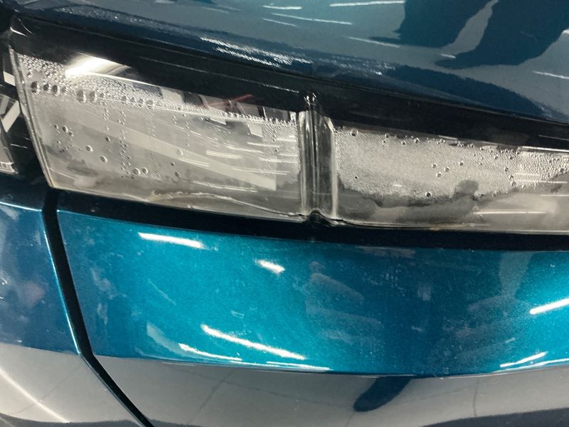 Peugeot 408 1.6 Hybrid GT 2023 – снимка 24