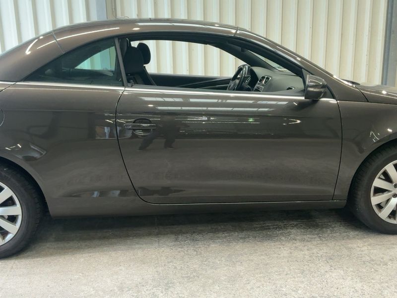 Volkswagen Eos 2.0 TDI 2012 – снимка 10