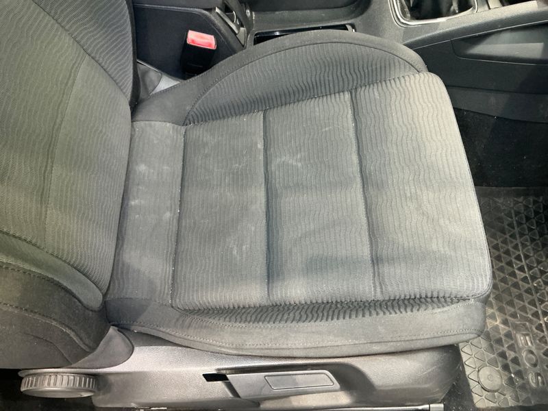 Volkswagen Eos 2.0 TDI 2012 – снимка 31