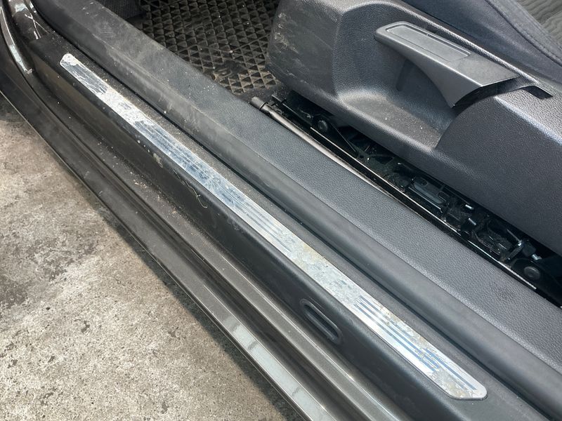 Volkswagen Eos 2.0 TDI 2012 – снимка 35