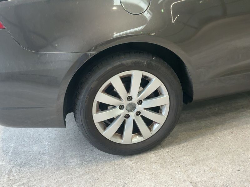 Volkswagen Eos 2.0 TDI 2012 – снимка 9