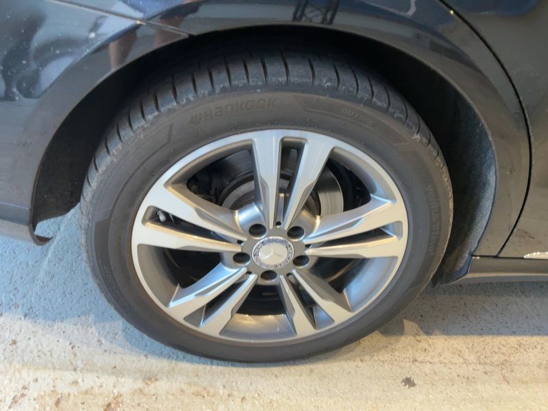 Mercedes-Benz E-Klasse E 220 CDI T BlueTEC Avantgarde 2016 – снимка 19
