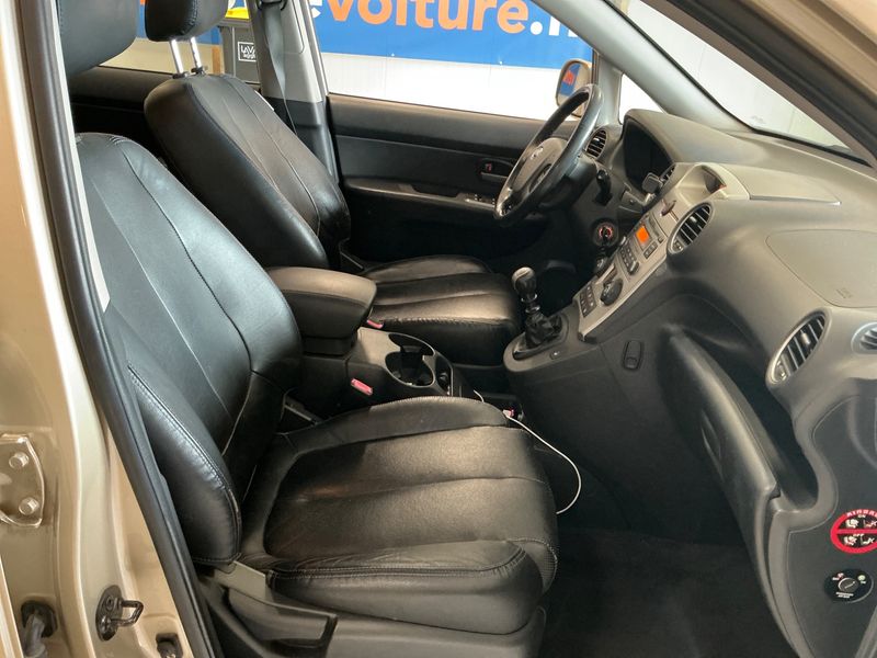 Kia Carens 2.0 CRDi Active 2010 – снимка 3