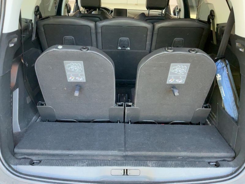 Peugeot 5008 1.2 PureTech Crossway 2018 – снимка 15