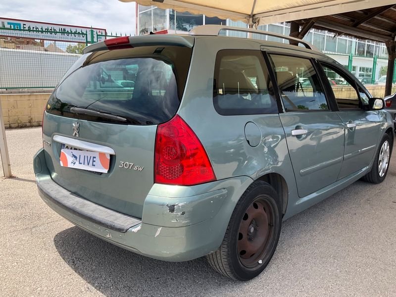 Peugeot 307 1.6 HDi SW 2007 – снимка 2