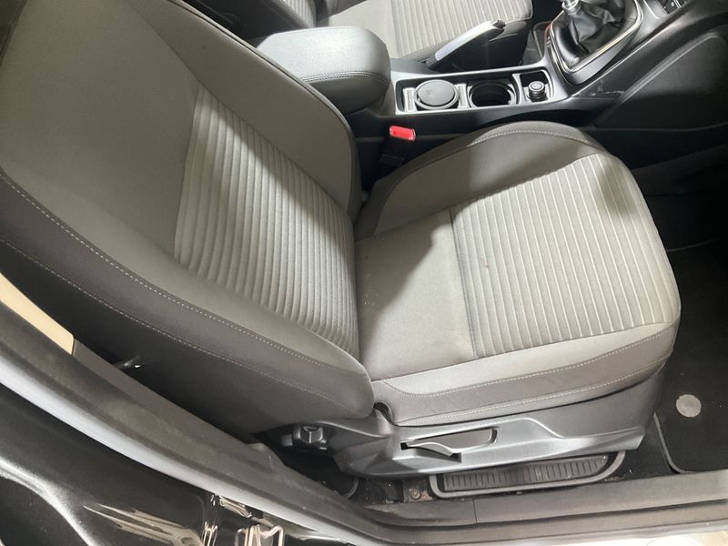 Ford Grand C-Max 1.0 EcoBoost Titanium 2018 – снимка 29