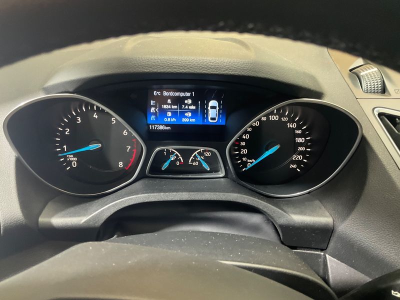 Ford Grand C-Max 1.0 EcoBoost Titanium 2018 – снимка 18